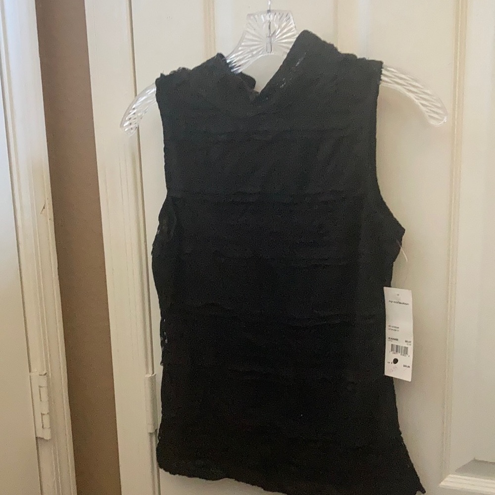 FINAL MARKDOWN Ny collection Victorian look stretch lace top small Nwt